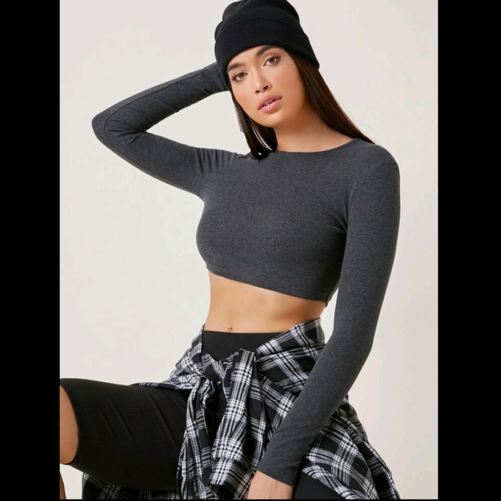 Bundle of 2 long sleeve Crop tops Athletic
